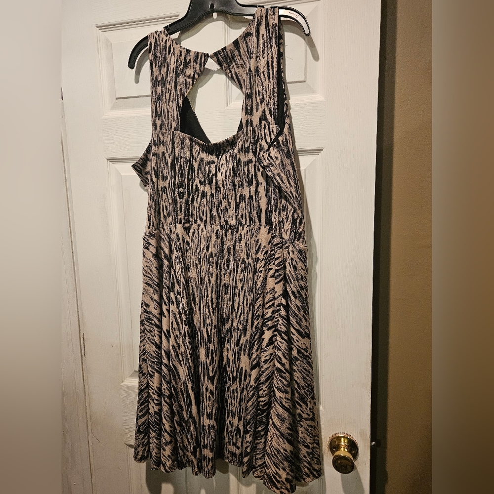 JESSICA SIMPSON DRESS - Picture 2 of 2